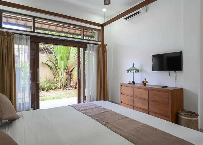 Villa Rumah Kedua - 3 Bedrooms , Seminyak