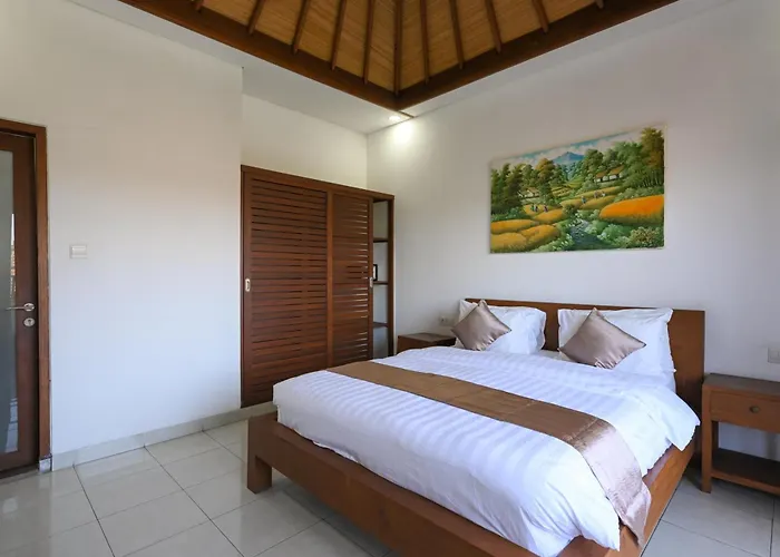 Rumah Kedua - 3 Bedrooms , * スミニャック