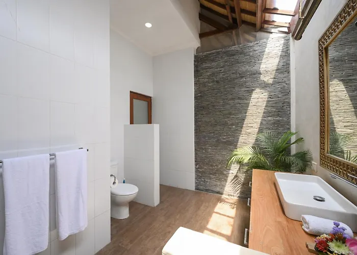 Rumah Kedua - 3 Bedrooms , ヴィラ スミニャック